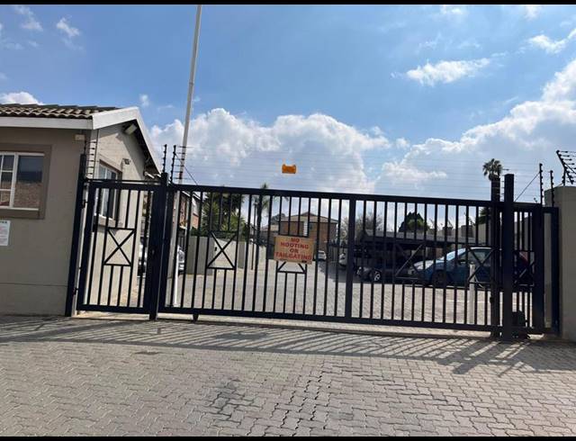 2 BEDROOM APARTMENT FOR SALE IN BIRCHLEIGH